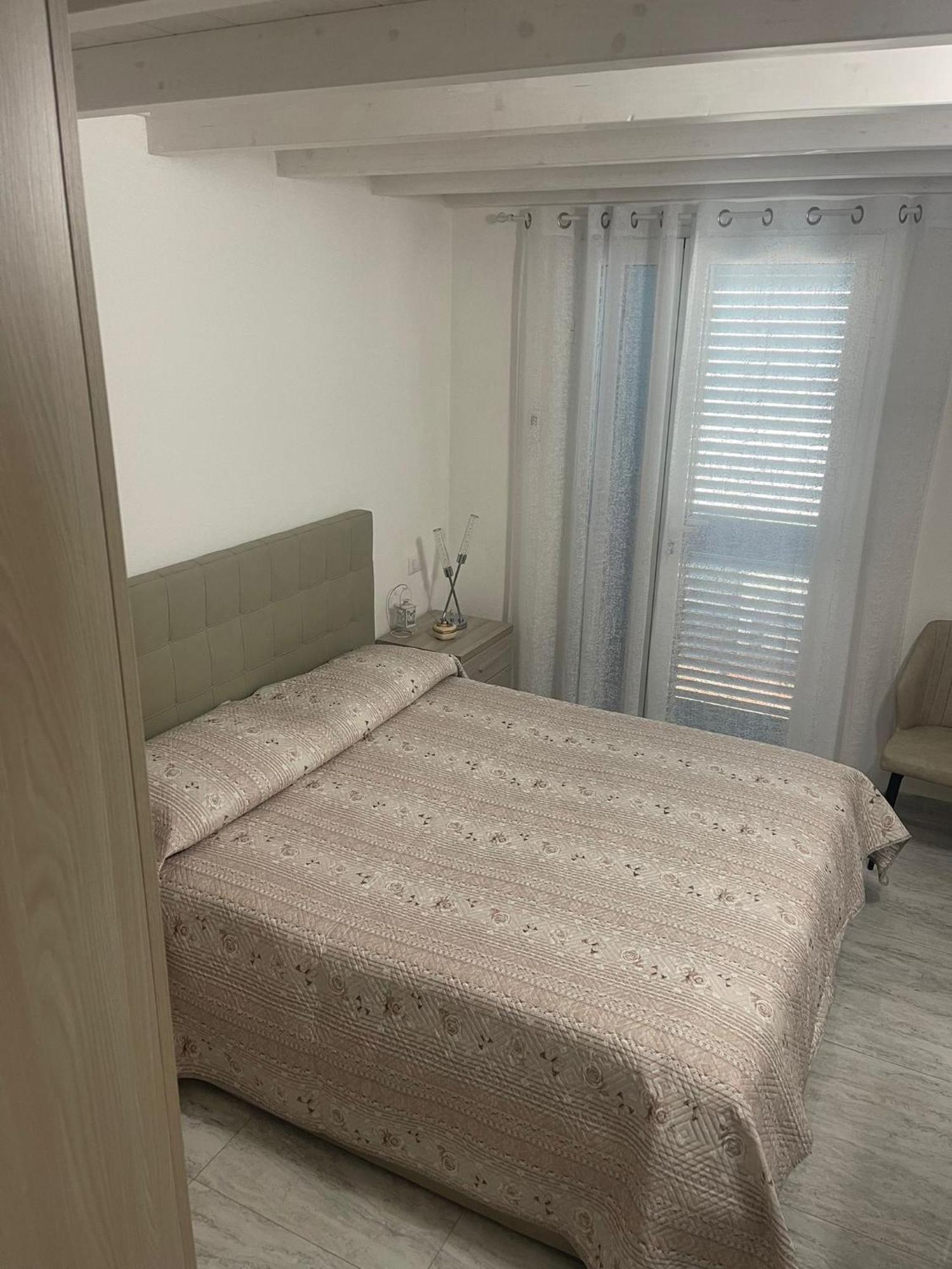 La Perla Del Mare 2 Bed & Breakfast La Caletta Ngoại thất bức ảnh